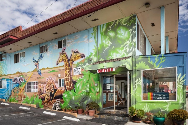 Aqua Breeze Inn Main image
